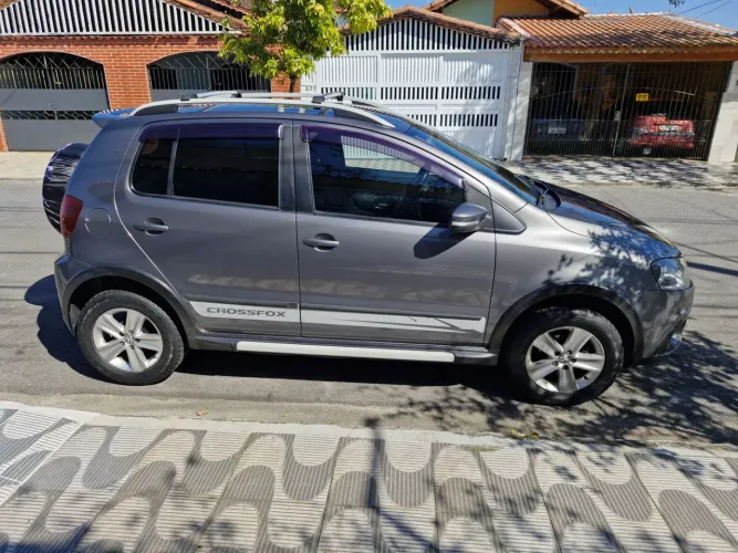 Volkswagen Crossfox 1.6 MI Total Flex 8V 5P 2011