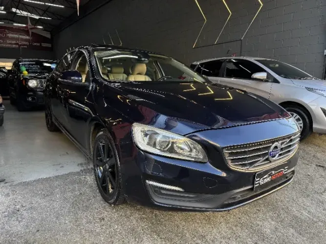 Volvo S60 T-4 Momentum 2.0 190cv 4P 2017