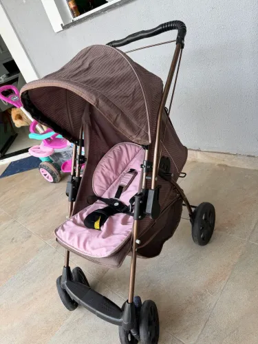 Carrinho de bebê galzerano 