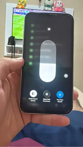 iPhone 11 64 gb troco em cervejeira ou frigobar