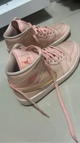 Tenis Jordan Rosa muito conservado