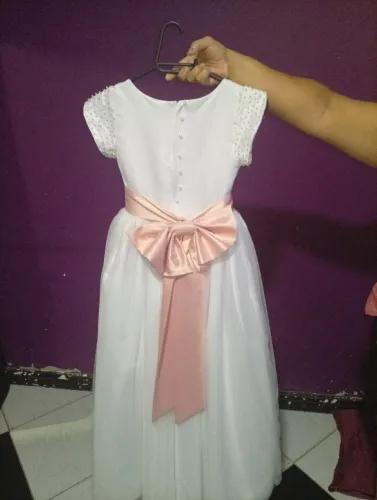 Vendo vestido de daminha tamanho 10 anos