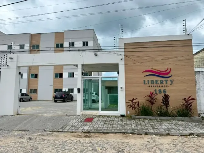 Apartamento Térreo com 2 Quartos e 2 Banheiros | Piscina + Garagem | Liberty 186