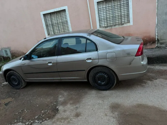 Honda Civic Sedan LX 1.7 16V 115cv Mec. 4P 2001