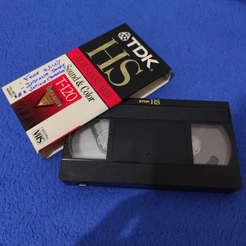 VHS Gravações Filmes TV Globo - Ano: 1997 - Free Willy e Indiana Jones e a Última Cruzada