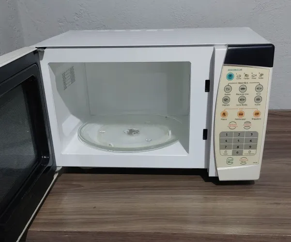 Micro-ondas Electrolux Funcionando perfeitamente