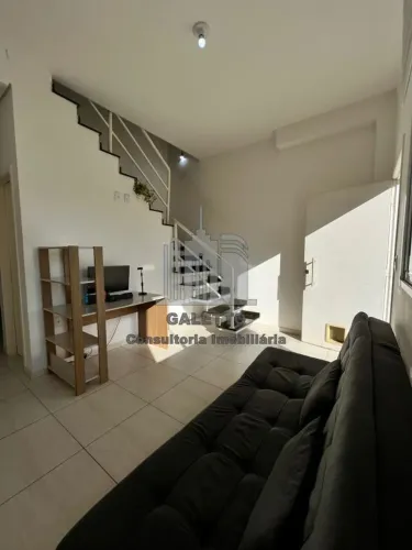 Casa sobrado para venda no Santa Cândida em Campinas com 2 suítes!