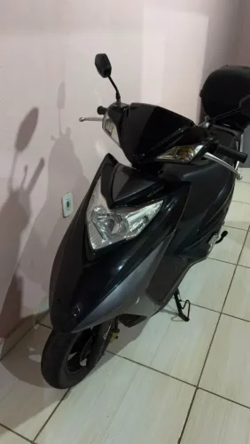 lindy 125