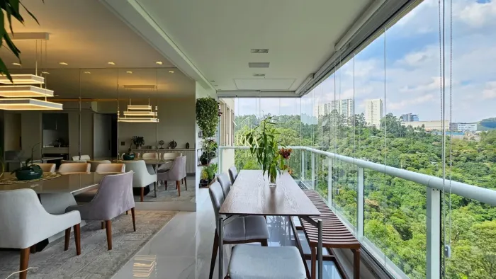 Apartamento à venda no Condomínio Boulevard Tamboré, em localização privilegiada