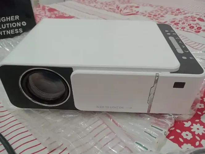 Projetor HD multimídia *