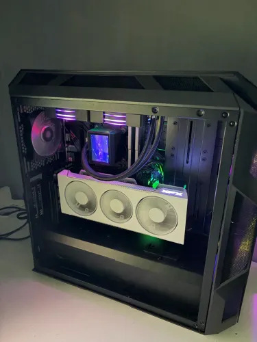 Pc gamer Ryzen 7 5700 Rx 7800xt 16gb