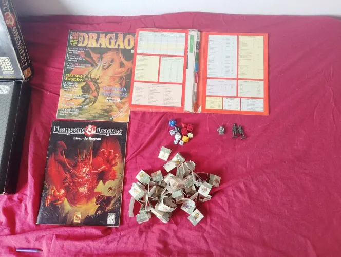 RPG Dungeons and Drangons 90's clássico brasileiro