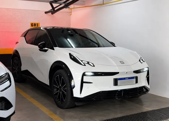 Zeekr X PREMIUM Premium (elétrico) 2025