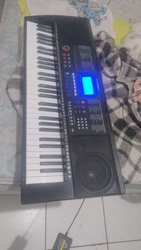 VENDO - TECLADO MXT M-T5000 MIDI - SEMI NOVO ACEITO PROPOSTA