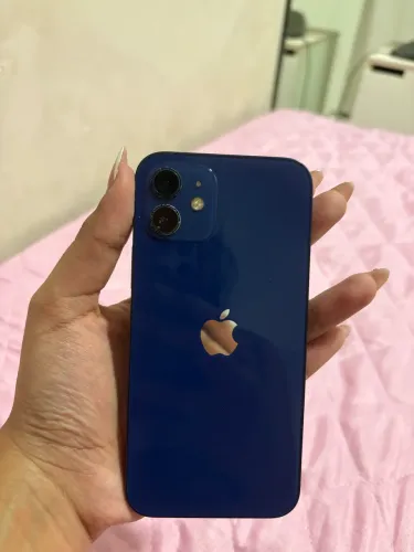iPhone 12 Azul ? completo e muito bem conservado!