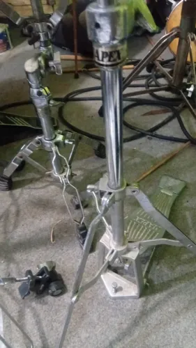 Maquina de chimbal hi hat pedal