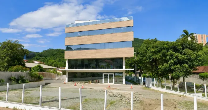 Imóvel para venda com 2823 metros quadrados em Itacorubi - Florianópolis - SC