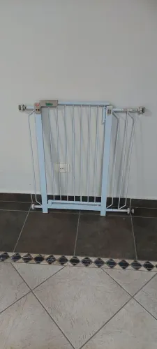 PORTÃO PARA CACHORRO OU CRIANÇA 