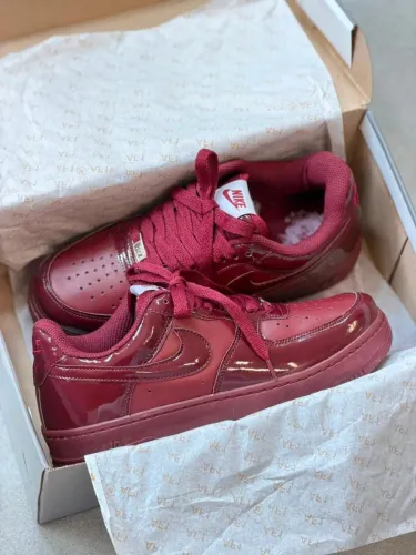 Tênis Nike Air Force 1 Luxo Premium