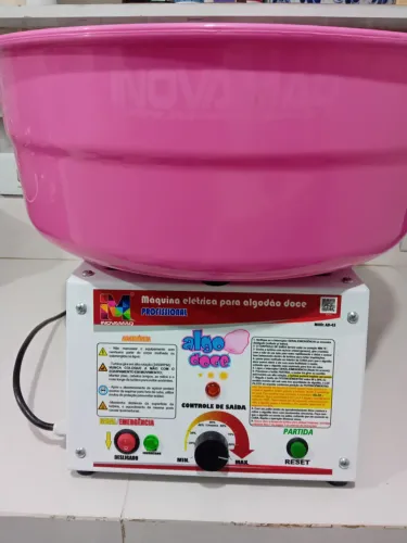 Vendo máquina de algodão doce profissional