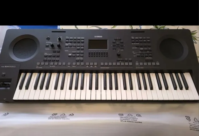 Yamaha PSR-SX620