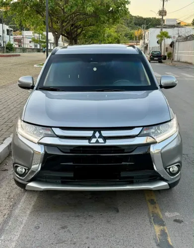Mitsubishi Outlander 2.0 16V 160cv Aut. 2016