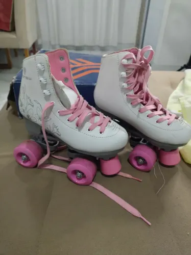 Patins 4 rodas infanto juvenil feminino