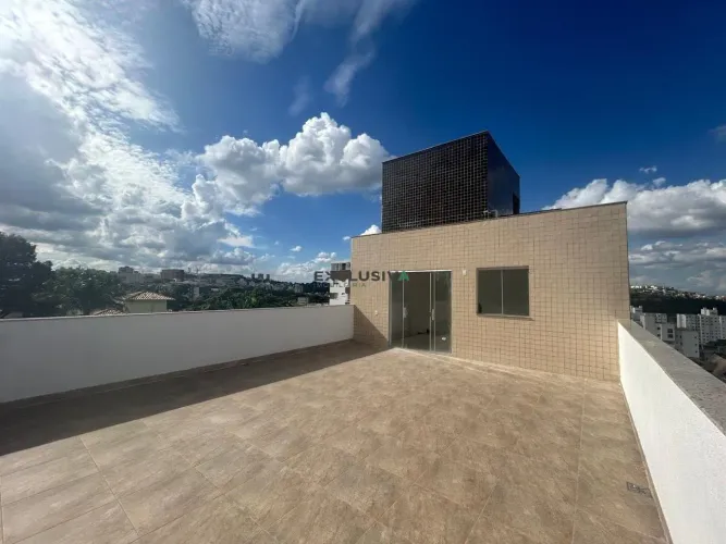 Cobertura de 3 quartos com Suite no Bairro Cabral.