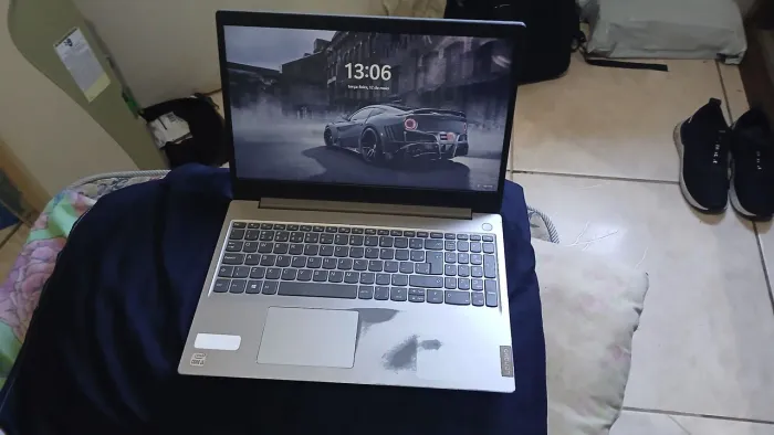 Notebook Lenovo Ideapad 3 15IML05