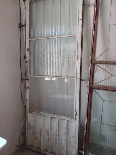 PORTAS DE FERRO 0,80 CM