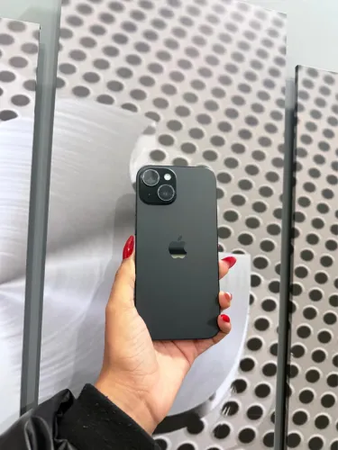 Iphone 15 256GB - seminovo pouco usado em ótimo estado sem detalhes