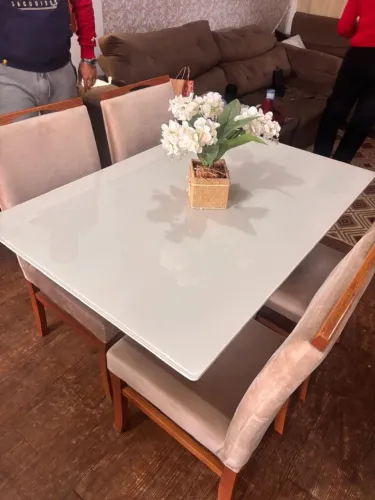 Conjunto Mesa 4 Lugares c/ Tampo de Vidro