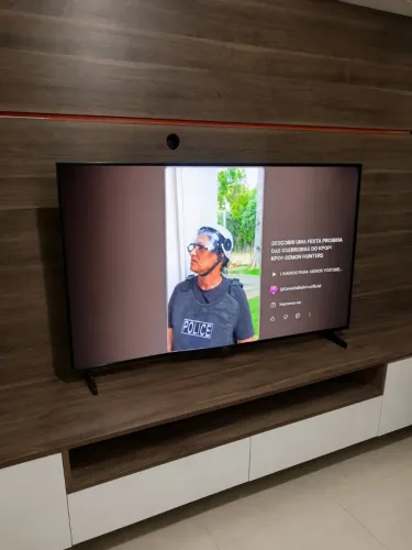 ? TV Samsung QLED Ultra 4K - Impecável