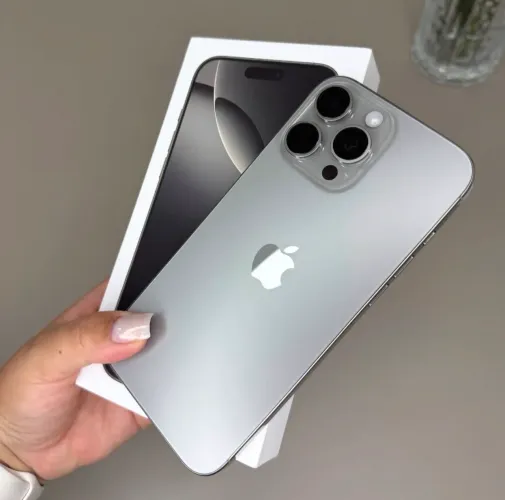 Iphone 16 pro max  natural 256gb 06 meses de garantia 