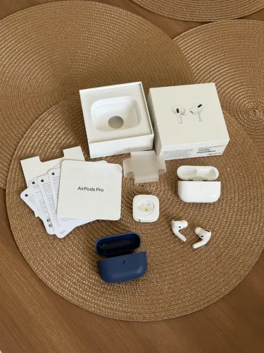 Apple AirPods Pro - Estado de novo