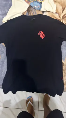 2 Camisas chronic Tam G - nunca foi usada
