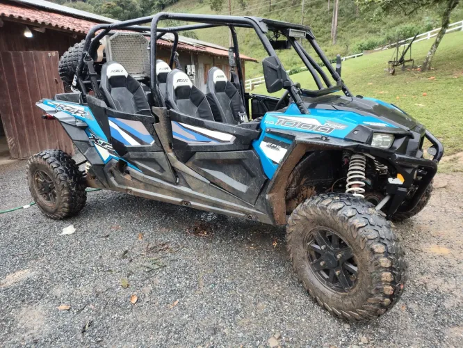 Utv Polaris 1000 4 lugar