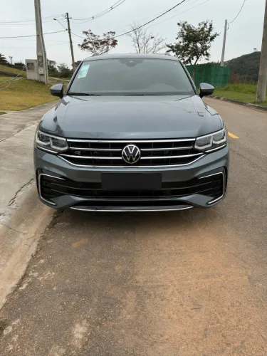 Volkswagen Tiguan Allspac R-line 300 TSI 2.0 2025