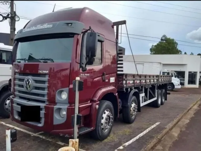 Volkswagen 24.280 8x2 Carroceria ano 2014