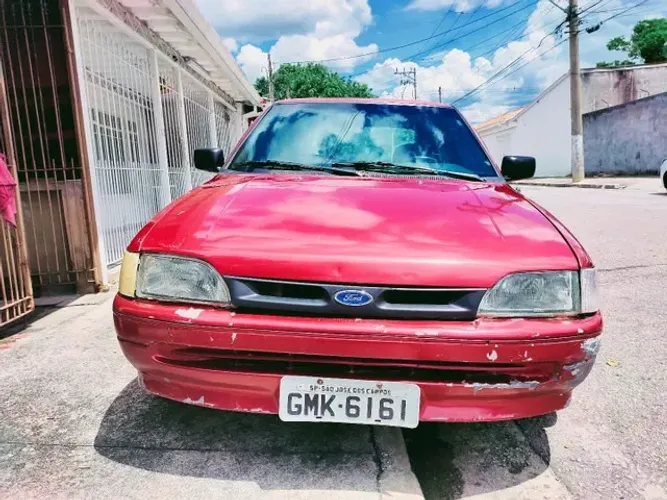 Ford Escort Ghia 1.8i / 1.8 / 1.6 (álcool) 1993