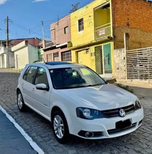 Volkswagen Golf 1.6 MI Total Flex 8V 4P 2010