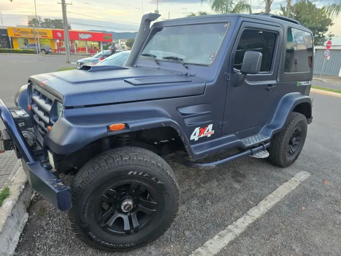 Troller T-4 4X4 2.8 TB Int. Cap. Rígida Diesel 2002
