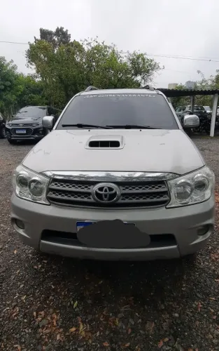 Toyota Hilux SW4 SRV D4-d 4X4 3.0 TDI Dies. AUT 2009