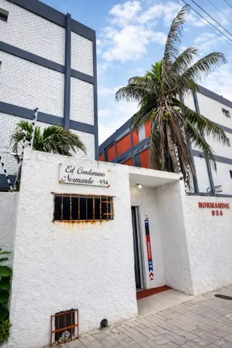 Apto com 61m² Vista para o Mar - Praia do Meio Natal - 1 Vaga