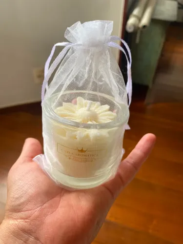 Velas aromáticas em formato de Flor - 80 velas