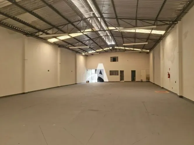 Aluguel Galpão SANTA MÔNICA