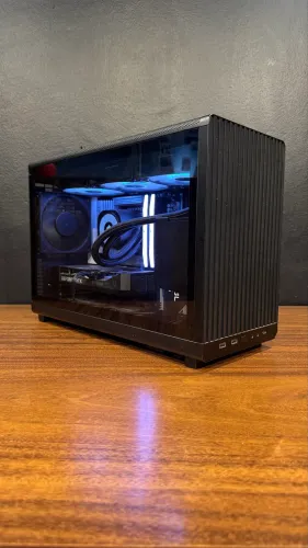 PC Gamer High End RTX 5060 + Core Ultra 5 245K | Estado de Novo