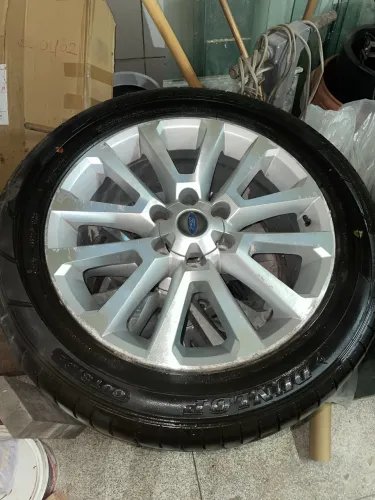 pneus com rodas aro 20