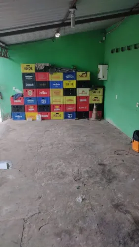 40 caixa de cerveja por 25 reais,uma caixa