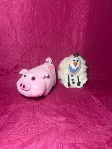 Pelúcias Olaf e Waddles originais
